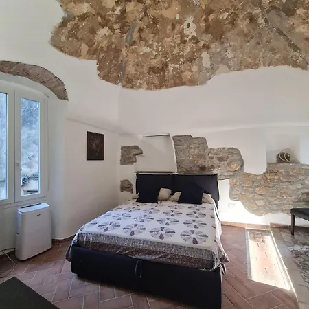 Apartment Casa Luna Centro Storico Sanremo