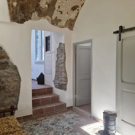 Casa Luna Centro Storico Sanremo